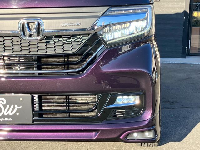 HONDA N BOX CUSTOM 2017