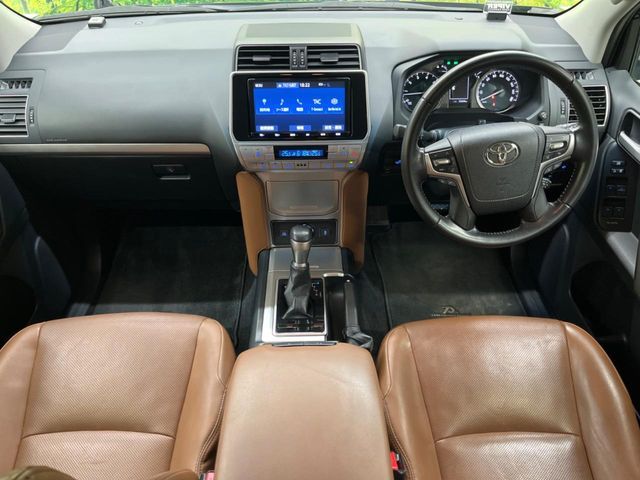 TOYOTA LANDCRUISER PRADO 2021