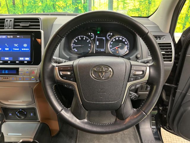 TOYOTA LANDCRUISER PRADO 2021