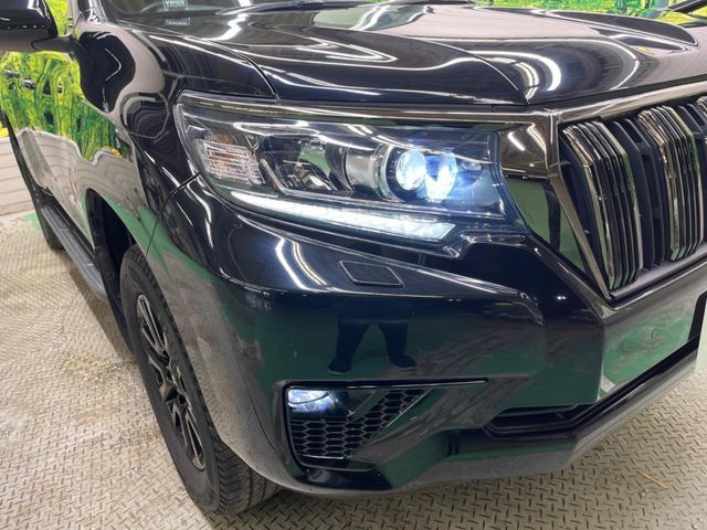 TOYOTA LANDCRUISER PRADO 2021