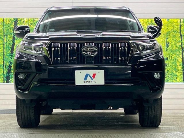 TOYOTA LANDCRUISER PRADO 2021