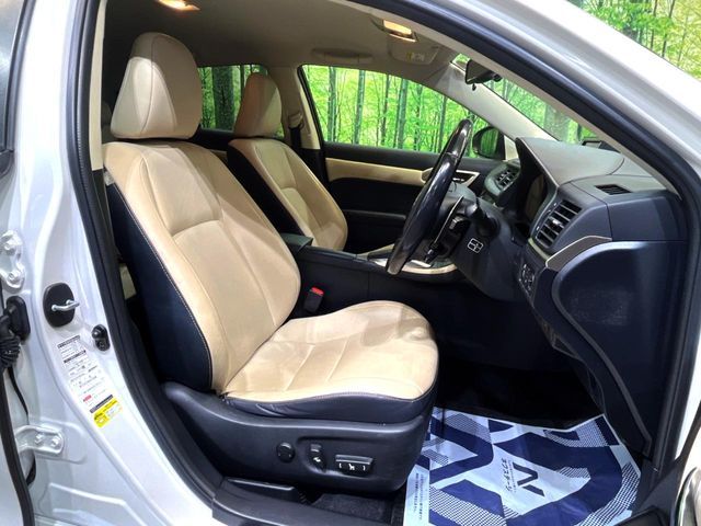 TOYOTA LEXUS CT200h 2016