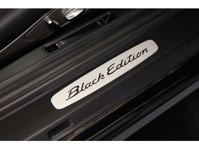 PORSCHE PORSCHE 911 2015