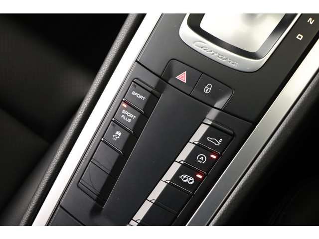 PORSCHE PORSCHE 911 2015