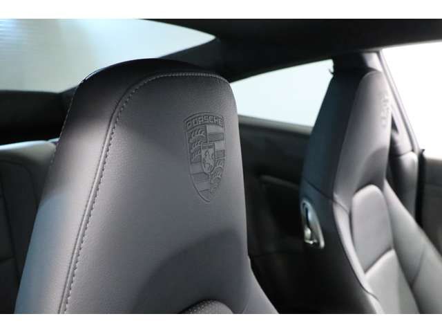 PORSCHE PORSCHE 911 2015