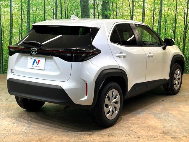 TOYOTA YARIS CROSS 2025