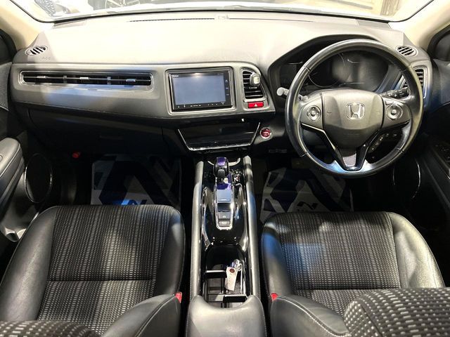 HONDA VEZEL HYBRID 2015