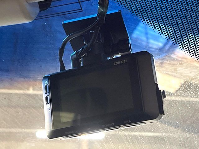 HONDA VEZEL HYBRID 2015