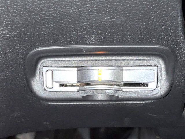 HONDA VEZEL HYBRID 2015