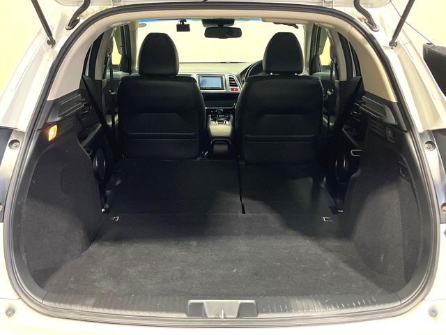 HONDA VEZEL HYBRID 2015