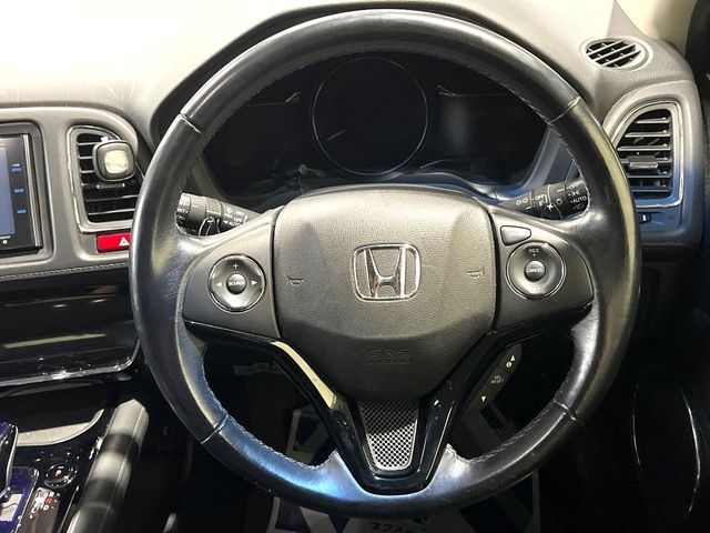 HONDA VEZEL HYBRID 2015