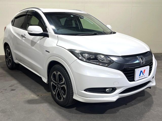 HONDA VEZEL HYBRID 2015