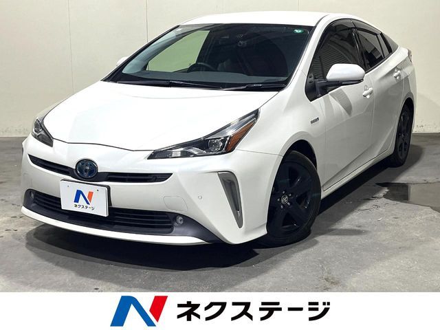 TOYOTA PRIUS 2019
