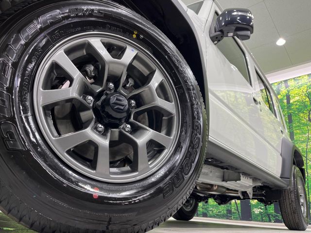 SUZUKI JIMNY NOMADE 2025