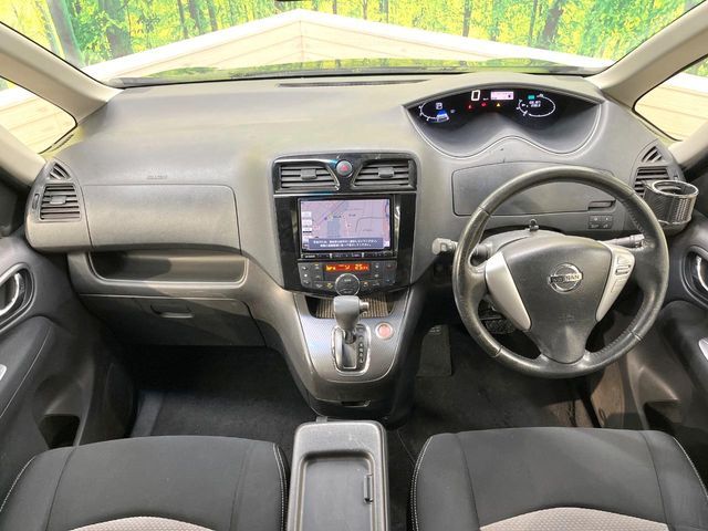 NISSAN SERENA  S-HYBRID 2014