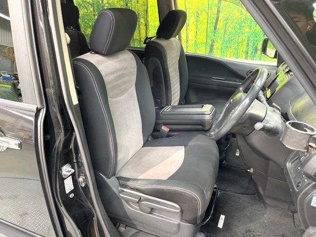 NISSAN SERENA  S-HYBRID 2014