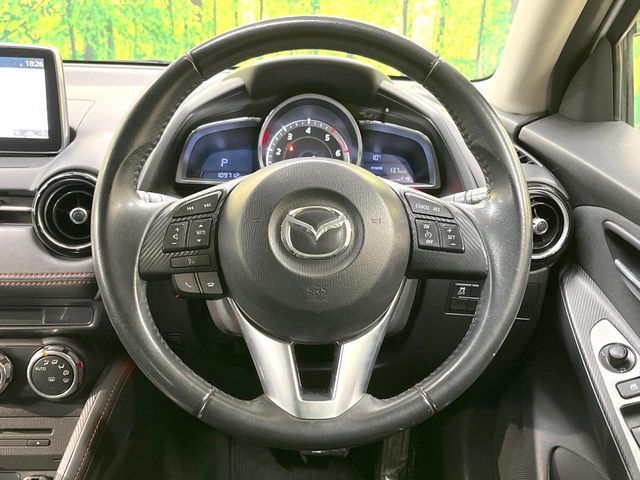MAZDA DEMIO 2015