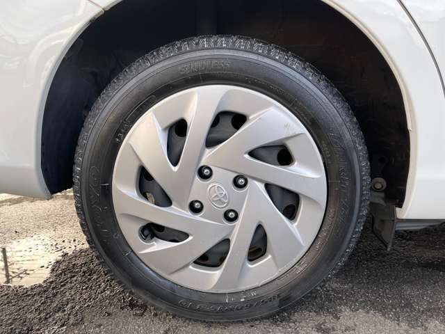 TOYOTA COROLLA AXIO HYBRID 2018