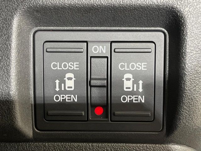 HONDA N BOX CUSTOM 2023