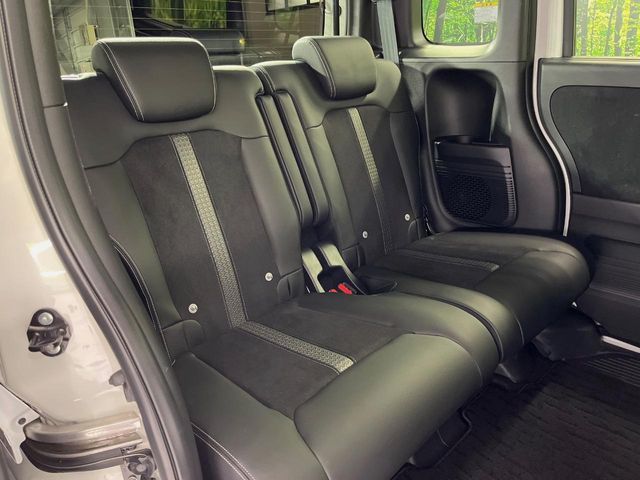 HONDA N BOX CUSTOM 2021