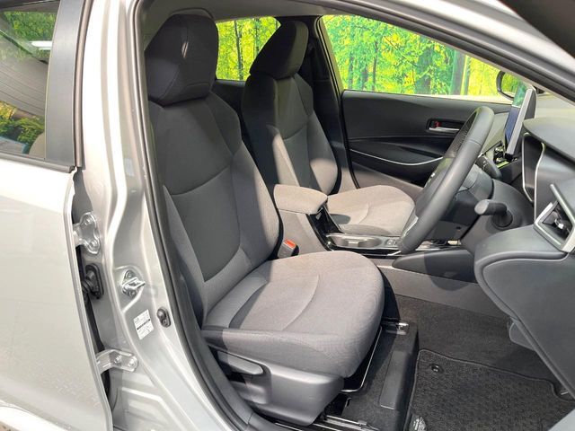 TOYOTA COROLLA sedan HYBRID 2023