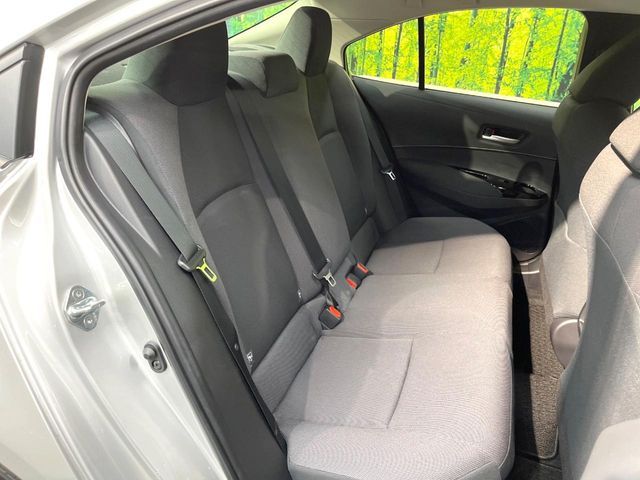 TOYOTA COROLLA sedan HYBRID 2023