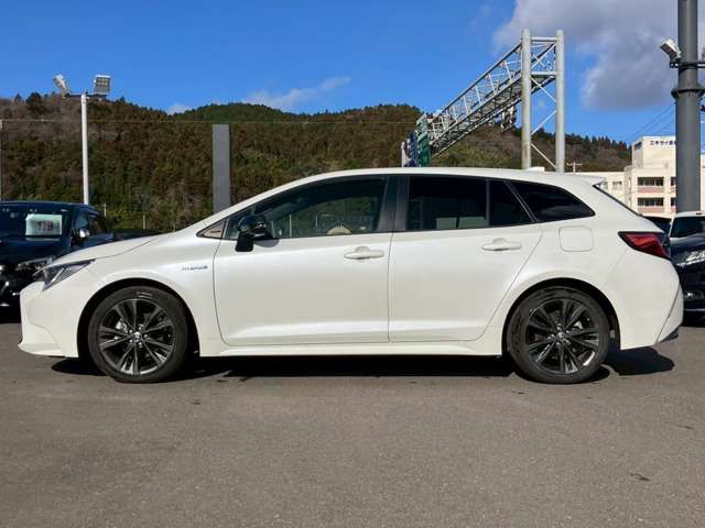 TOYOTA COROLLA TOURING HYBRID 2020