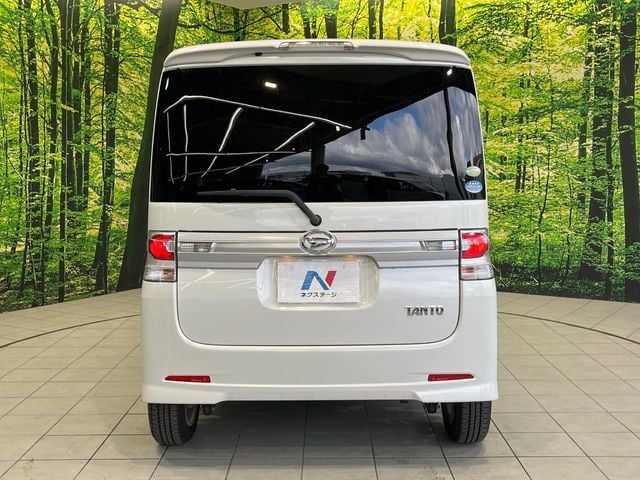 DAIHATSU TANTO CUSTOM 2011