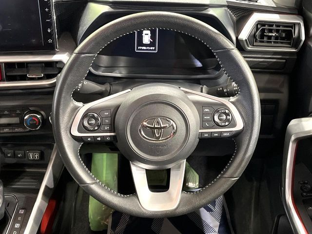 TOYOTA RAIZE HYBRID 2022