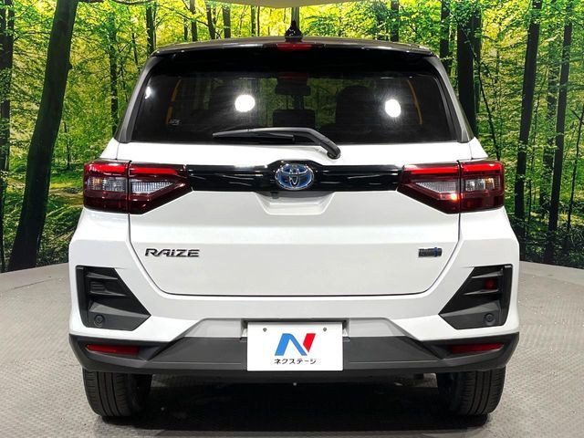 TOYOTA RAIZE HYBRID 2022