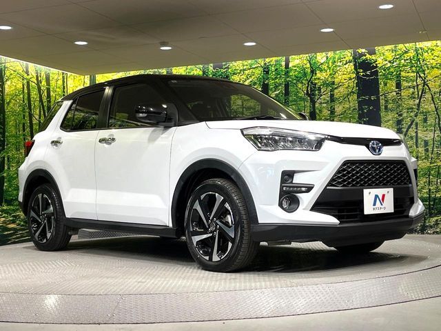 TOYOTA RAIZE HYBRID 2022