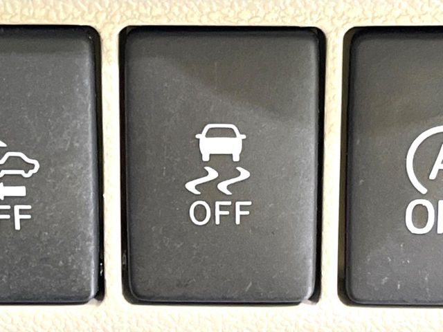 DAIHATSU MOVE 4WD 2017