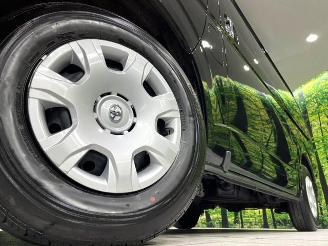 TOYOTA HIACE van 4WD 2023