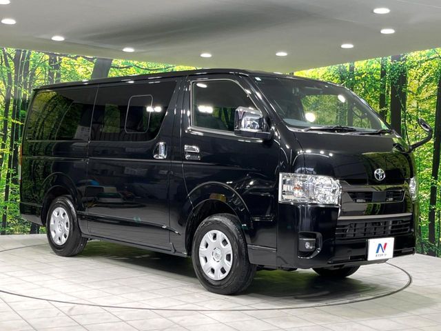 TOYOTA HIACE van 4WD 2023