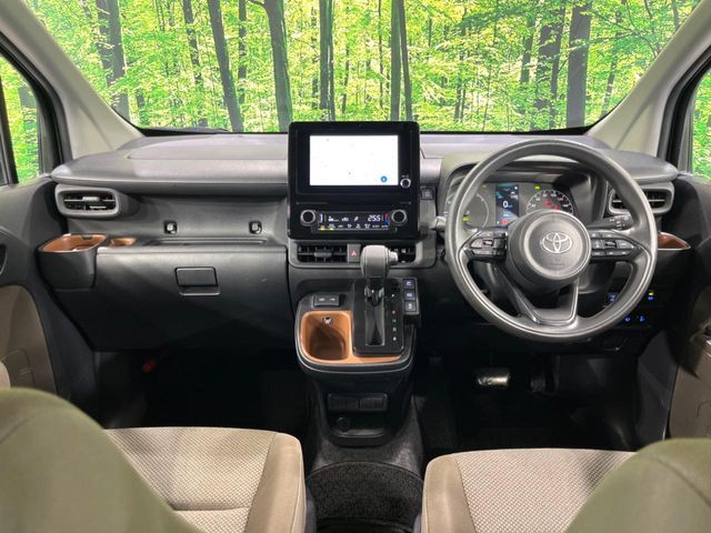 TOYOTA SIENTA HYBRID 2024