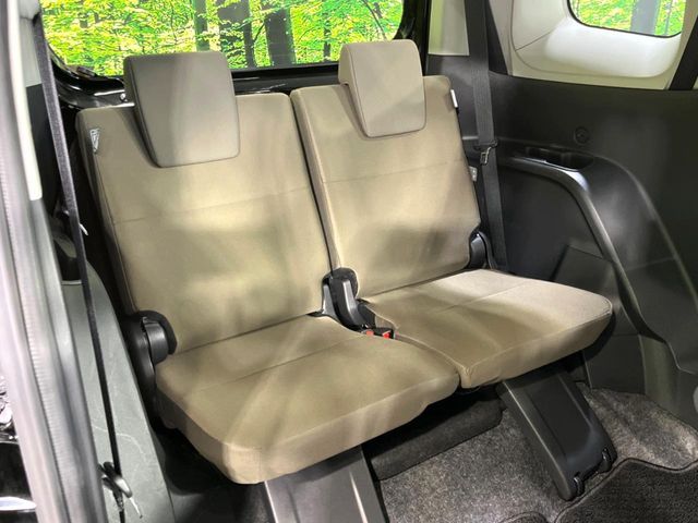 TOYOTA SIENTA HYBRID 2024