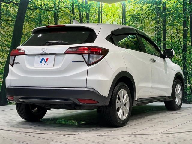 HONDA VEZEL HYBRID 2016
