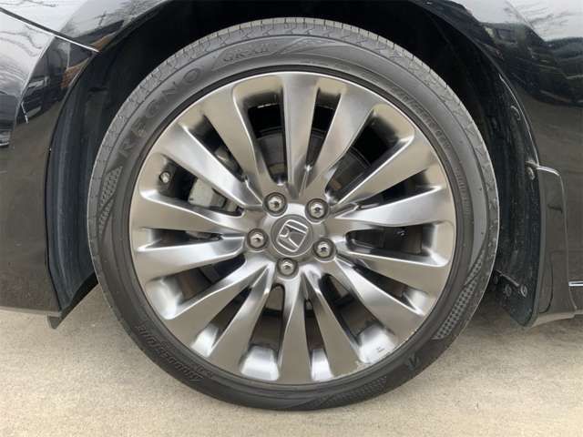 HONDA LEGEND HYBRID 2016