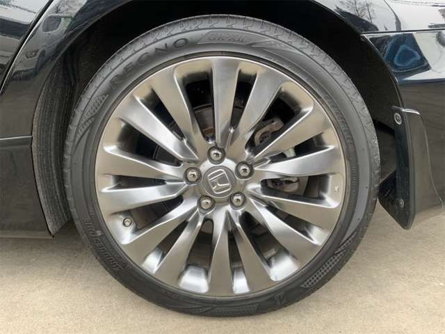 HONDA LEGEND HYBRID 2016