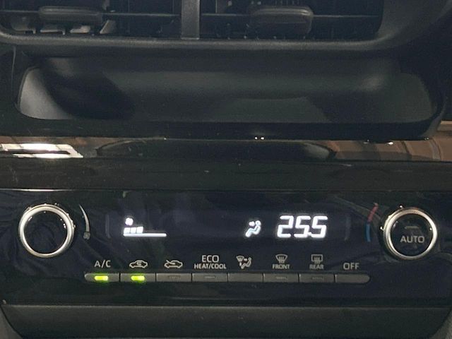 TOYOTA YARIS CROSS 2025