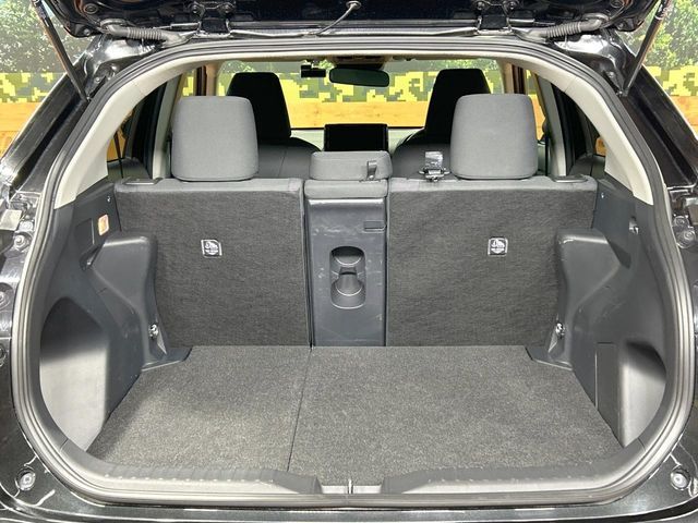 TOYOTA YARIS CROSS 2025