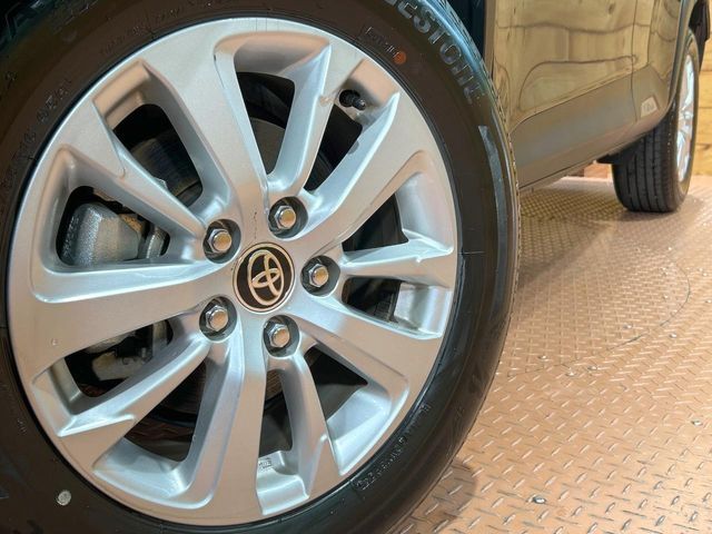 TOYOTA YARIS CROSS 2025