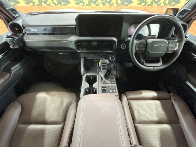 TOYOTA LANDCRUISER 250 2024