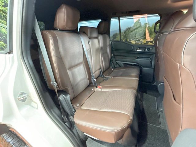 TOYOTA LANDCRUISER 250 2024