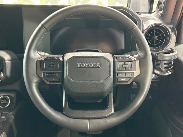 TOYOTA LANDCRUISER 250 2024