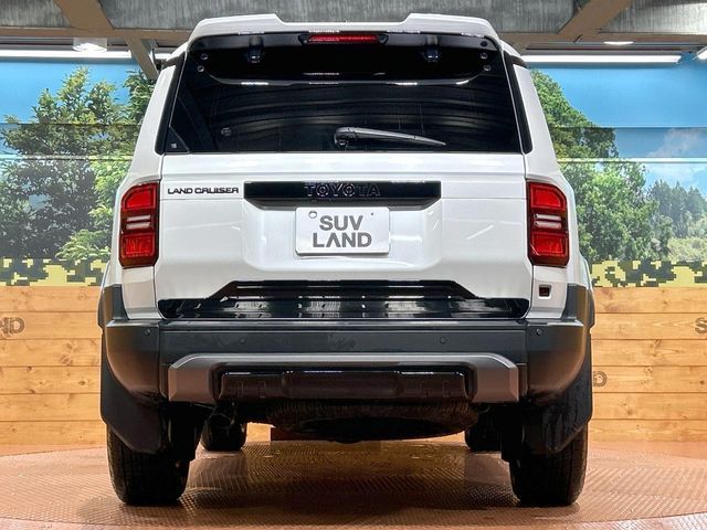 TOYOTA LANDCRUISER 250 2024