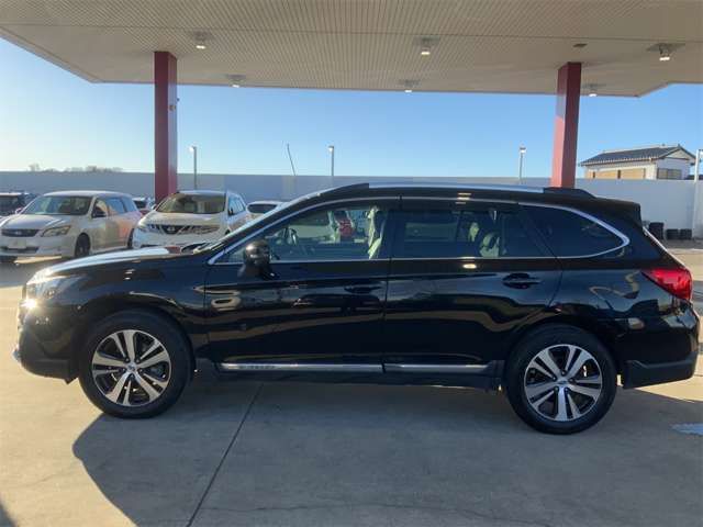 SUBARU LEGACY OUTBACK 2018