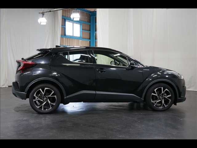 TOYOTA C-HR 2019