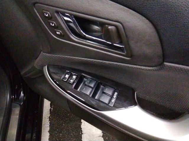 TOYOTA CROWN sedan 2011