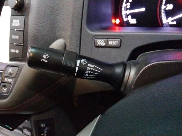 TOYOTA CROWN sedan 2011